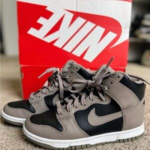 Nike Dunk High Black Moon Fossil - Women 6, Men 4.5